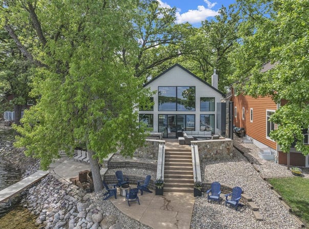 2212 Okoboji Boulevard, West Okoboji, IA 51351