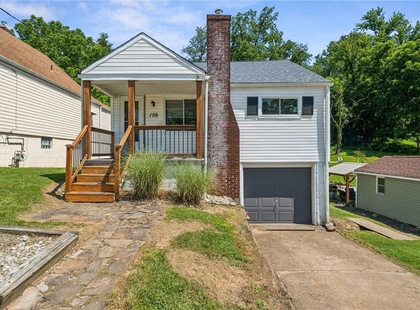 156 College Ave, Plum Boro, PA 15239
