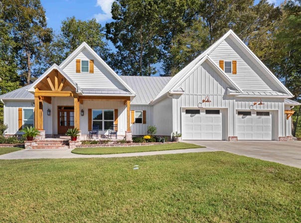 57 Iveon Clay Rd., Pangburn, AR 72121