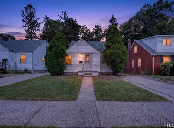 19665 Justine Street, Detroit, MI 48234
