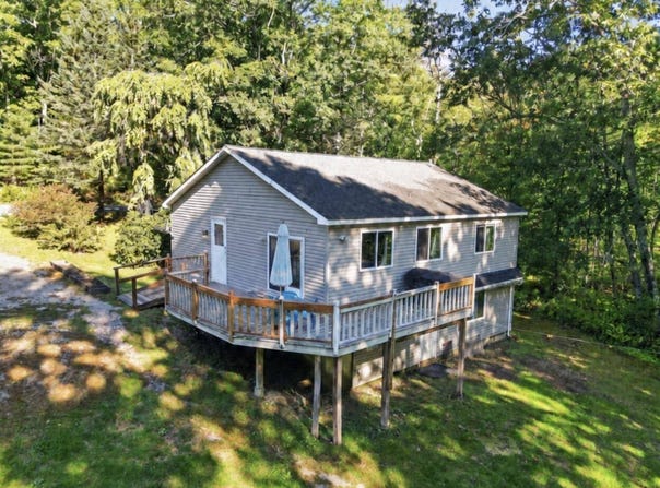 201 Mast Hill Road, Bucksport, ME 04416