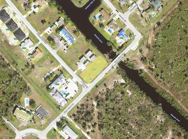 40 BOUNDARY Boulevard, ROTONDA WEST, FL 33947