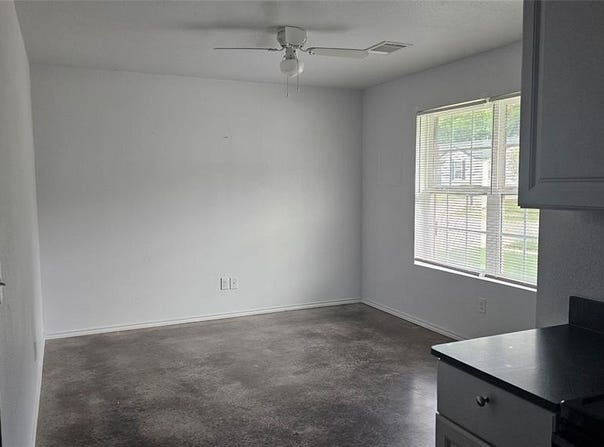 905 W SEVENTH Street, Bonham, TX 75418
