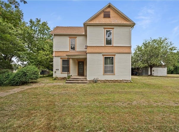 403 N Julia Street, Thayer, KS 66776