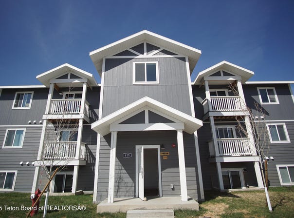 615 CENTENNIAL MTN Street, Driggs, ID 83422
