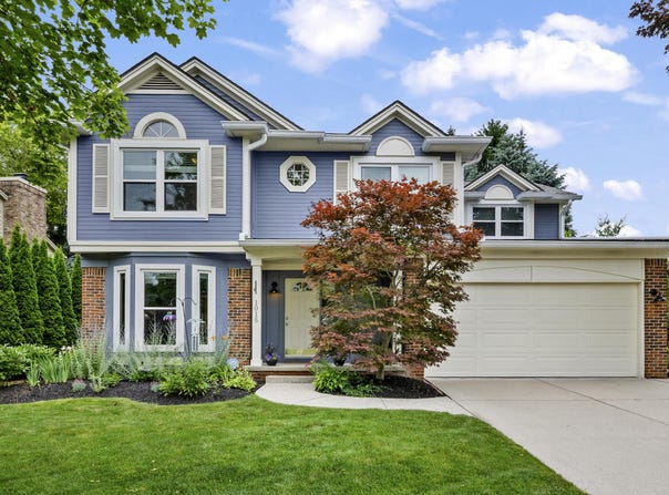 1015 Pointe Place Blvd, Rochester, MI 48307