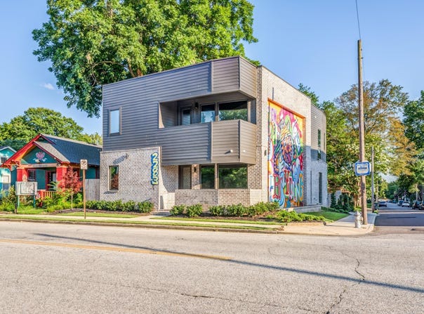 2283 YOUNG, Memphis, TN 38104