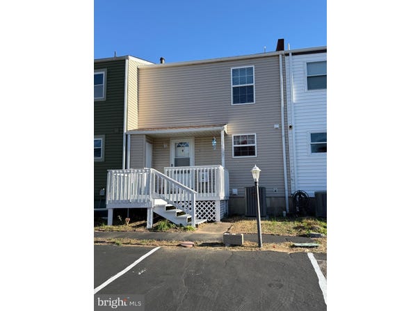 207 CHENAULT Court, DOVER, DE 19901