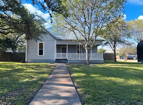 511 E Fannin, Beeville, TX 78102