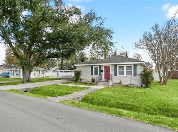 546 CLAYTON Drive, Norco, LA 70079