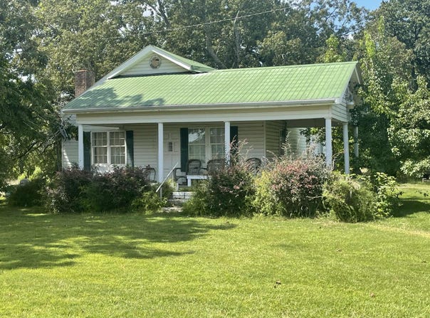 643 Reid Rd, Hamilton, AL 35570