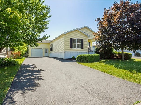 6347 Roberts Drive, Victor, NY 14564