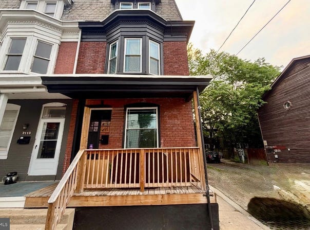 2111 PENN STREET, HARRISBURG, PA 17110