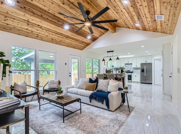 5403 Village LN, Austin, TX 78744