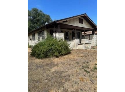 232 N. 5th, Douglas, WY 82633