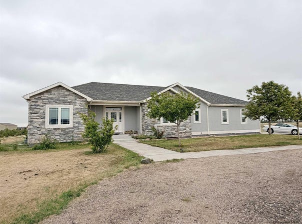 6807 SPENCER DR, Cheyenne, WY 82007