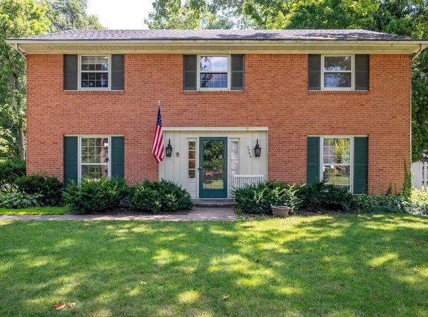 2705 W Twickingham Drive, Muncie, IN 47304