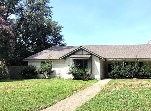 206 Sagebrush Lane, Waxahachie, TX 75165
