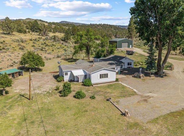 21161 N Highway 395, Lakeview, OR 97630