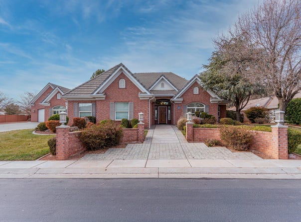 1287 W Bloomington DR S, St George, UT 84790