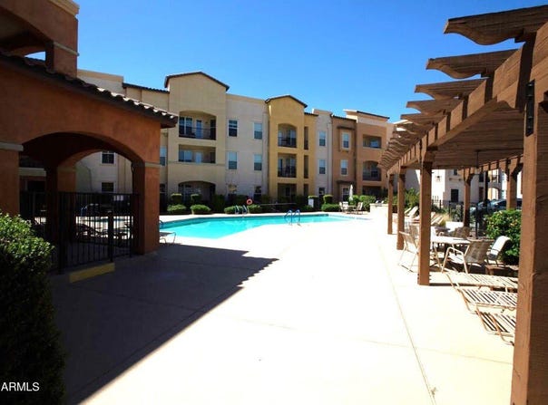 14575 W MOUNTAIN VIEW Boulevard, Surprise, AZ 85374