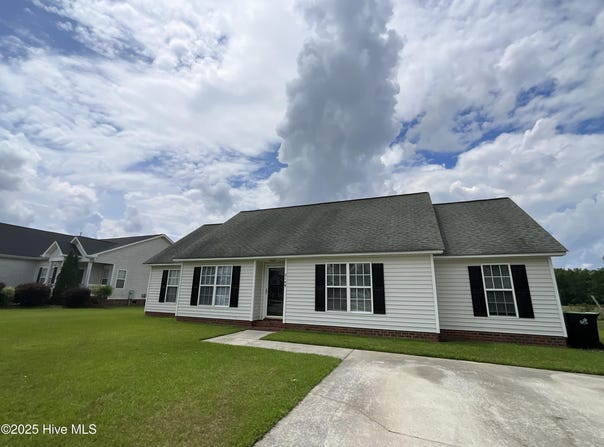 2148 Braselton Drive, Winterville, NC 28590