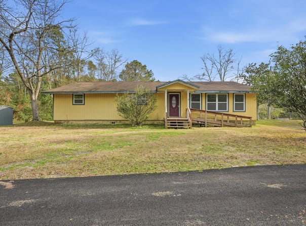 4758 Boutwell Road, Laurel Hill, FL 32567