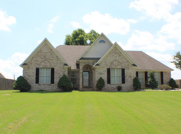 137 BEVERLY Dr, Atoka, TN 38004