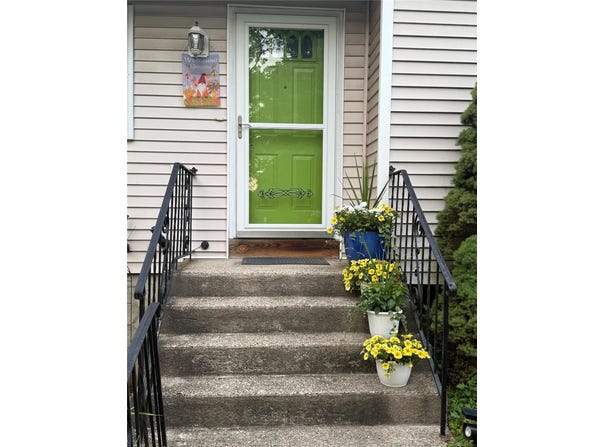 433 Browns Road, Nesconset, NY 11767