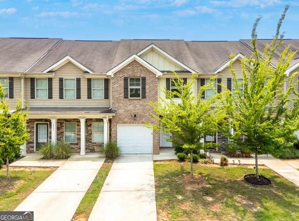 1931 Old Dogwood, Jonesboro, GA 30238