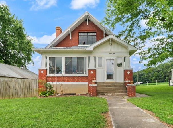 12085 Main St SW, Mauckport, IN 47142