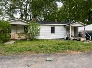 615 Dallas Ct, Greenwood, SC 29646