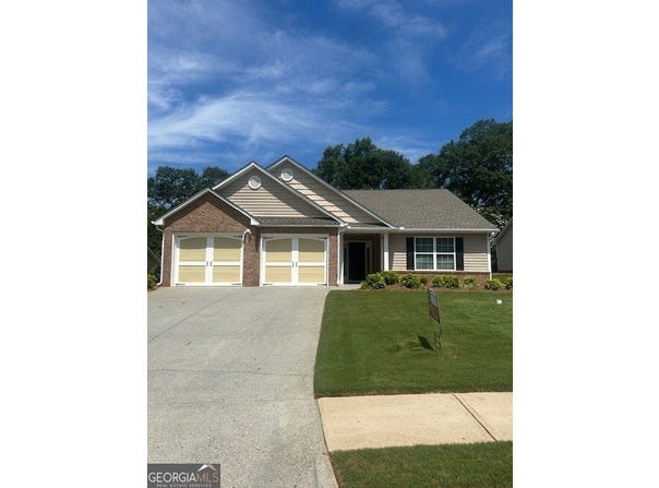 1008 Stone Creek, Monroe, GA 30655
