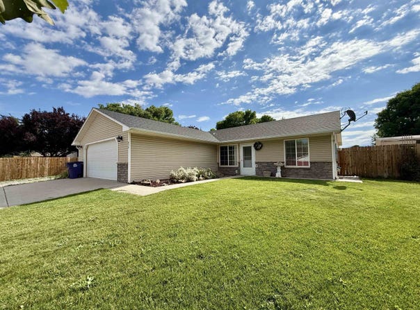 630 Round Table Road, Grand Junction, CO 81504