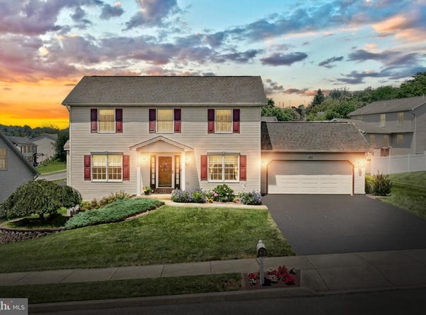 457 CHESTNUT WAY, NEW CUMBERLAND, PA 17070