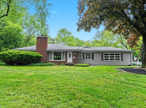 46351 W Main Street, Northville, MI 48167