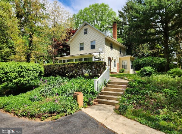 201 ERICSSON Avenue, BETTERTON, MD 21610