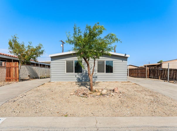 32406 Hopi Circle, Thousand Palms, CA 92276