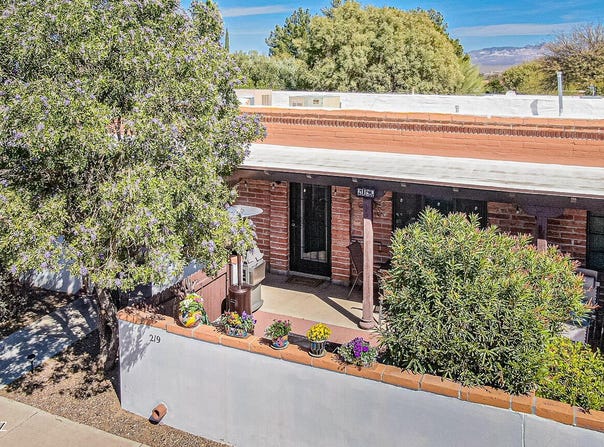 219 S Paseo Sarta, Green Valley, AZ 85614