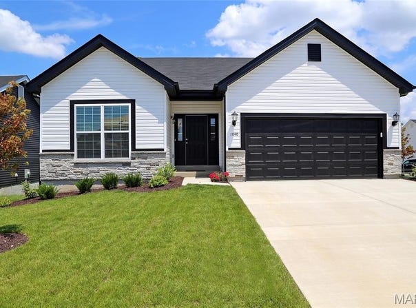 1040 Westhaven Boulevard, Wentzville, MO 63385