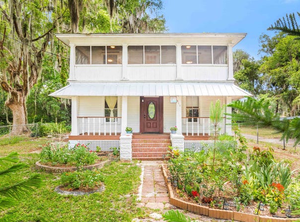 615 Crill Ave, Palatka, FL 32177