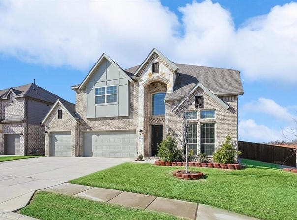 2701 Dickinson Drive, Corinth, TX 76210