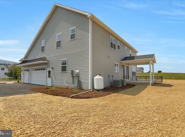 145 ROUNDHILL ROAD, BOALSBURG, PA 16827