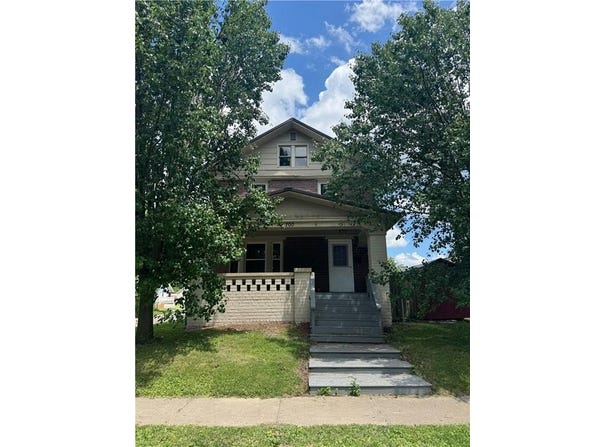 700 S 5th Street, Moberly, MO 65270