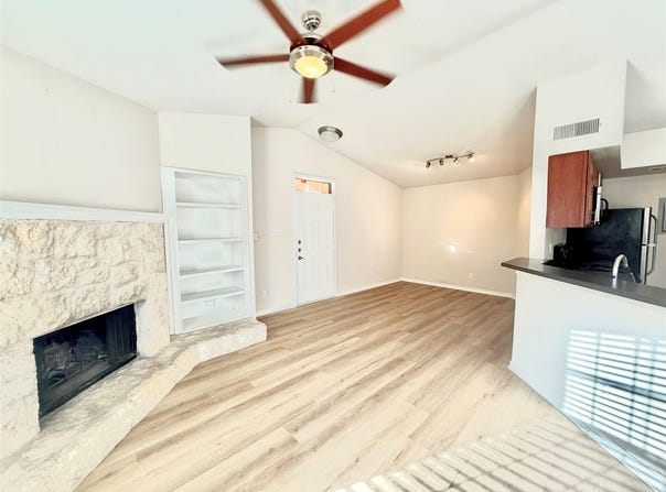 6804 N Capital of TX Highway, Austin, TX 78731