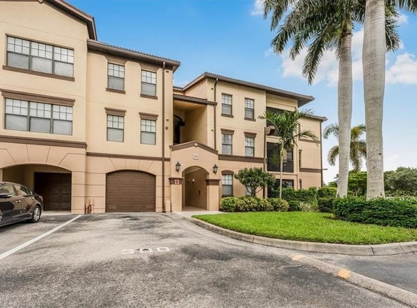 13010 Positano, NAPLES, FL 34105
