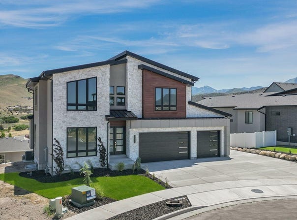 7233 Summit Top Lane LN, Herriman, UT 84096