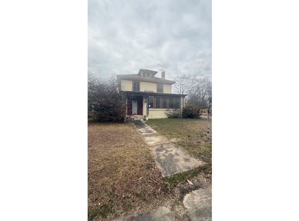 1700 S Laurel St, Pine Bluff, AR 71601