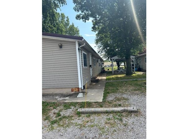427-434 East Drive, Marissa, IL 62257