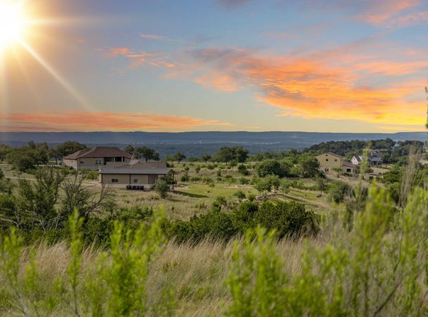 328 Cedar Mountain Dr, Marble Falls, TX 78654